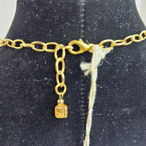 The Harbor Mother of Pearl Orange Sherbert Necklace And Earrings Set - Picture 3 of 8